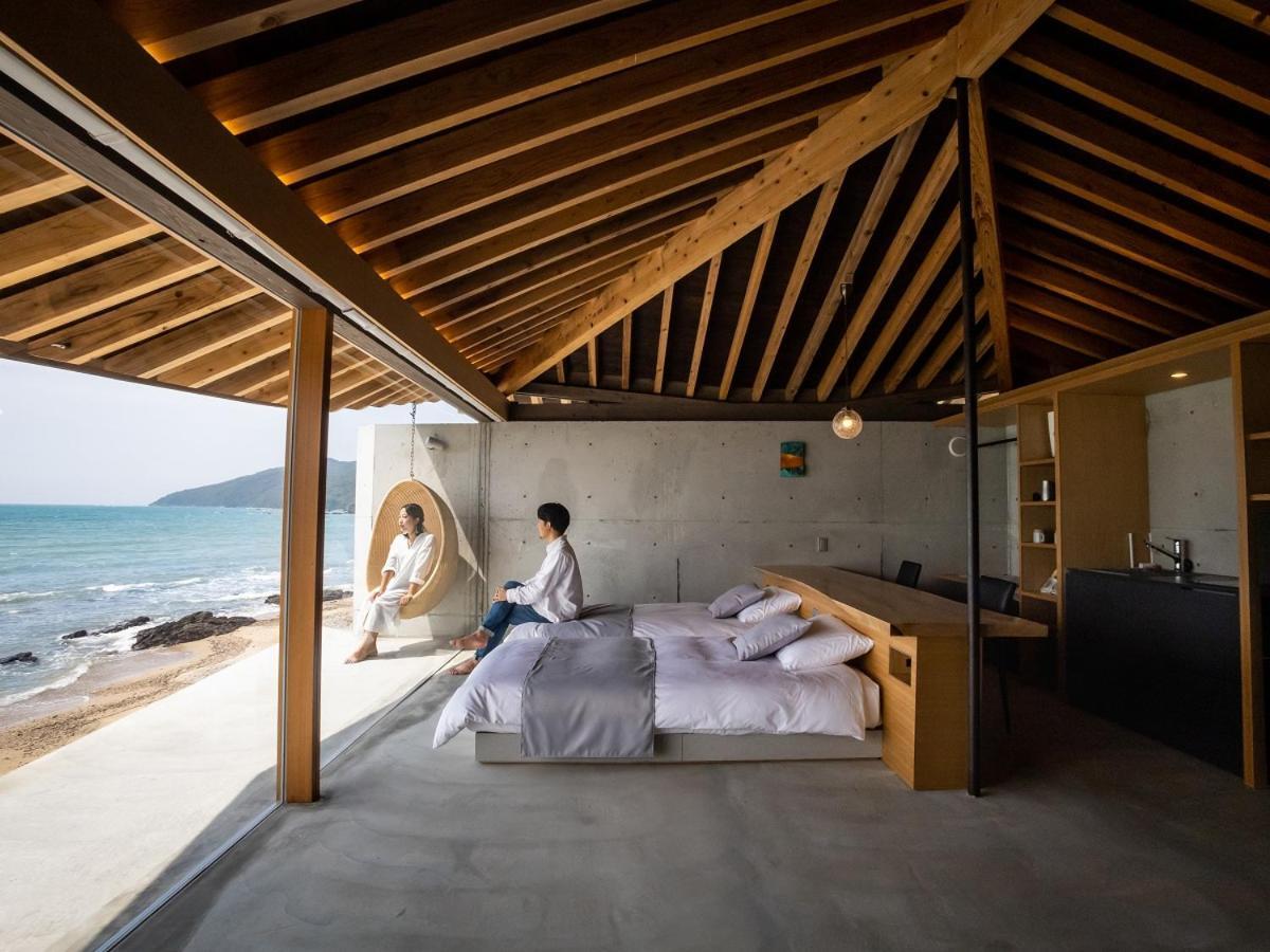 Denpaku The Beachfront Mijora 奄美市